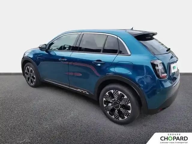 Nouvelle Fiat 600E 114 kW (156 ch) 2025 Bleu sea Berline