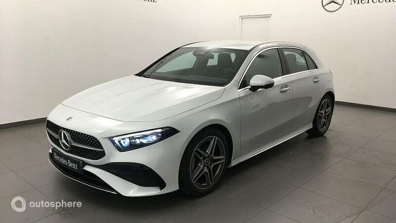 Blanc Utilisé 2024 Mercedes A200 AMG line Berline | 37 990 € (Prix assez cher) - Image 1/4