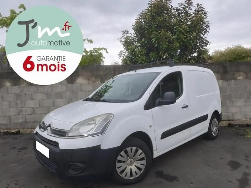Blanc Utilisé 2013 Citroën Berlingo Comfort Monospace | 3 390 € - Image 1/4