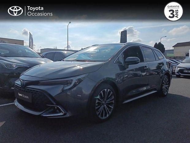 Gris Utilisé 2024 Toyota Corolla Design | 28 990 € (Prix juste) - Image 1/4