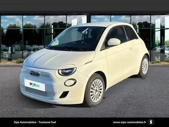 Blanc Utilisé 2022 Fiat 500e Action Citadine | 10 890 € (Super prix) - Image 1/4