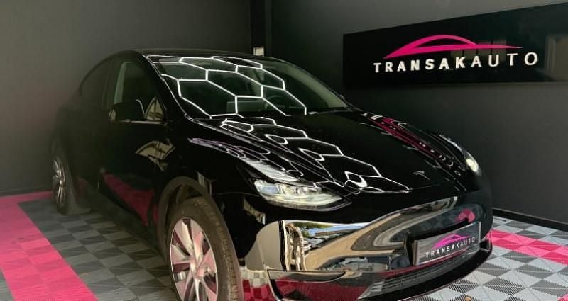 Utilisé 2024 Tesla Model Y Standard Range SUV | 29 490 € (Prix juste) - Image 1/4