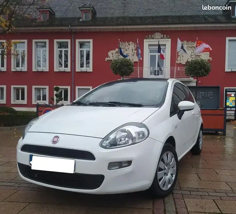 Blanc Utilisé 2013 Fiat Punto Citadine | 5 990 € (Prix juste) - Image 1/4