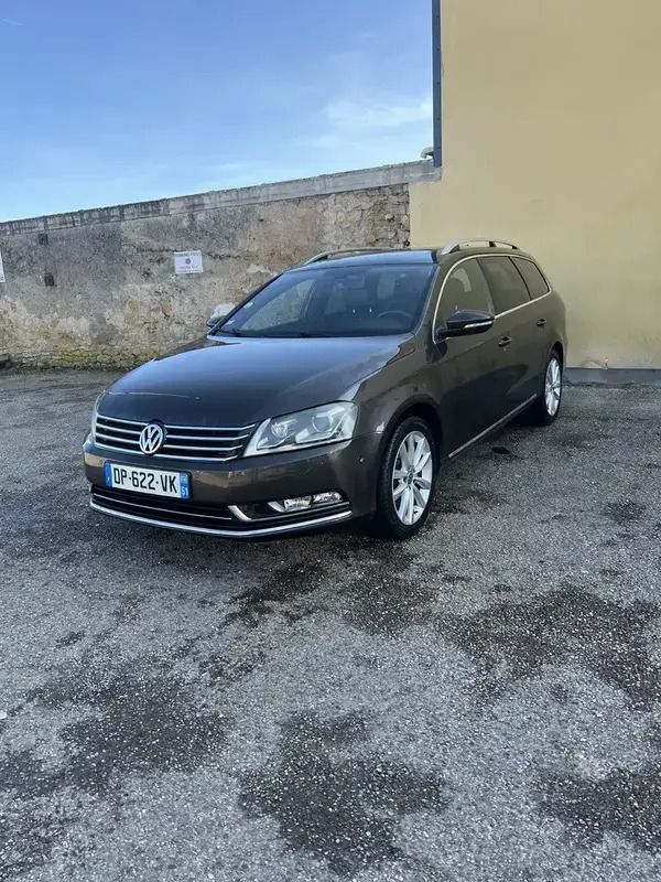 Utilisé 2014 VW Passat Exclusive Break | 7 800 € - Image 1/4