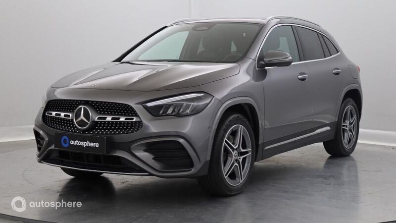 Gris Utilisé 2024 Mercedes GLA250 AMG line SUV | 42 799 € (Prix juste) - Image 1/4