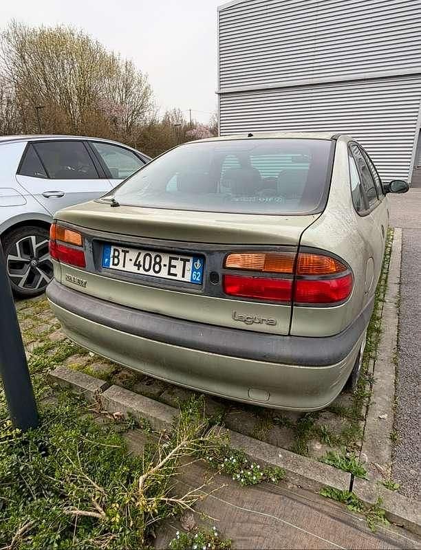 Occasion Renault Laguna 109 ch (80 kW) 2000 Berline