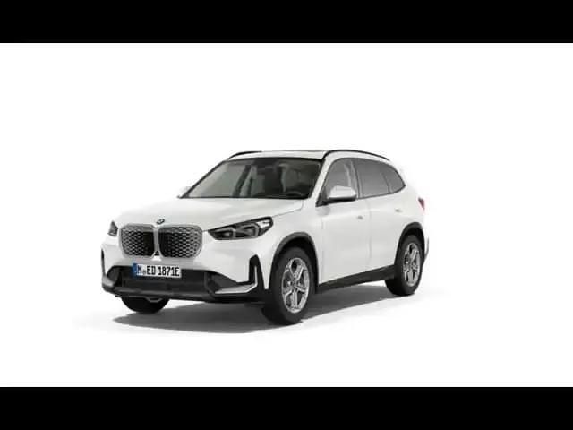 Teinte métallisée bmw individual Nouvelle 2025 BMW iX1 Comfort Edition SUV | 47 100 € - Image 1/4
