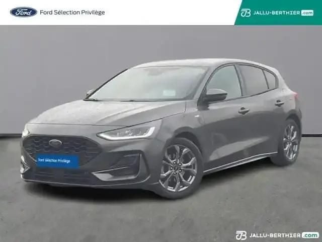 Gris magnetic métallisé premium Occasion 2023 Ford Focus ST-Line X Berline | 21 990 € (Prix assez cher) - Image 1/4
