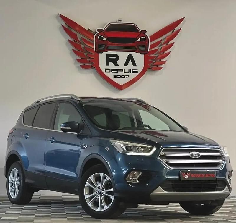Bleu Utilisé 2019 Ford Kuga Titanium SUV | 16 999 € (Prix juste) - Image 1/4