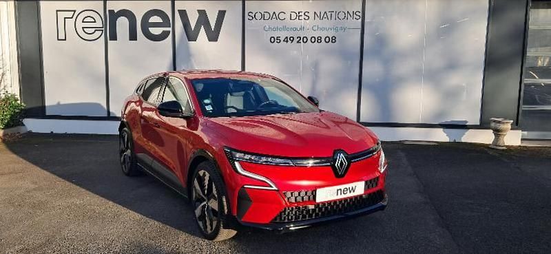 Occasion Renault Megane E-Tech Techno 161 kW (220 ch) 2022 Rouge Berline