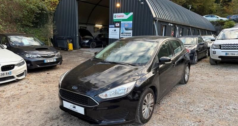 Noir Utilisé 2015 Ford Focus Berline | 8 000 € (Super prix) - Image 1/4