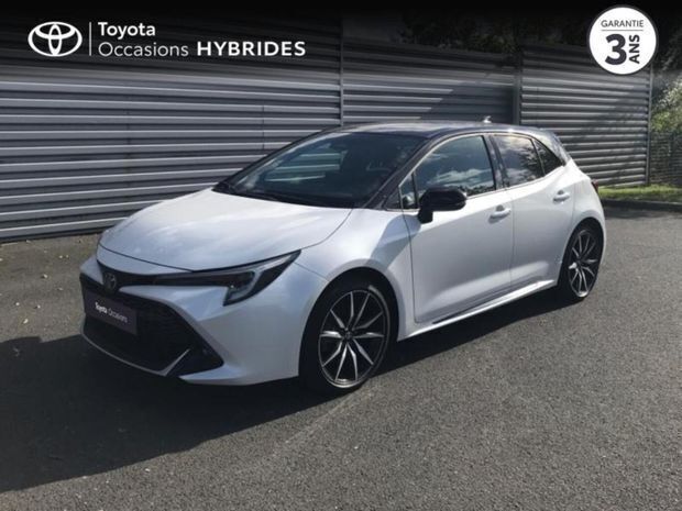 Blanc Utilisé 2023 Toyota Corolla Sport | 29 990 € (Prix assez cher) - Image 1/4