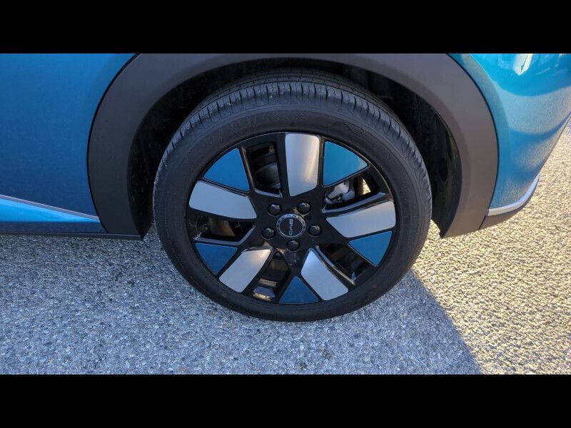 Image 4/4