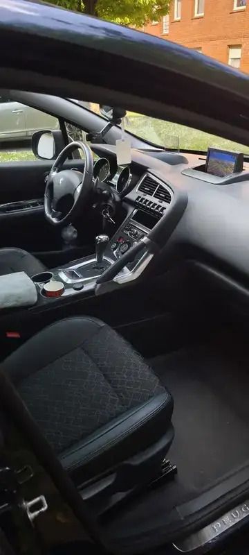 Utilisé 2014 Peugeot 3008 Business-Line SUV | 8 000 € (Prix juste) - Image 1/4
