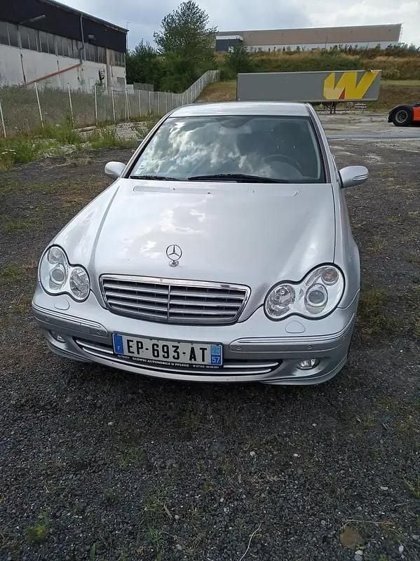 Argent Occasion 2006 Mercedes C320 Berline | 5 500 € - Image 1/4