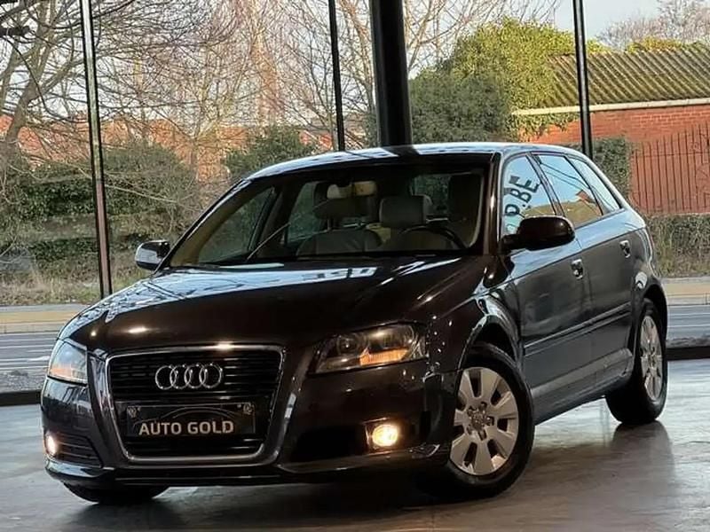 Noir Occasion 2012 Audi A3 Sport Berline | 3 950 € (Super prix) - Image 1/4