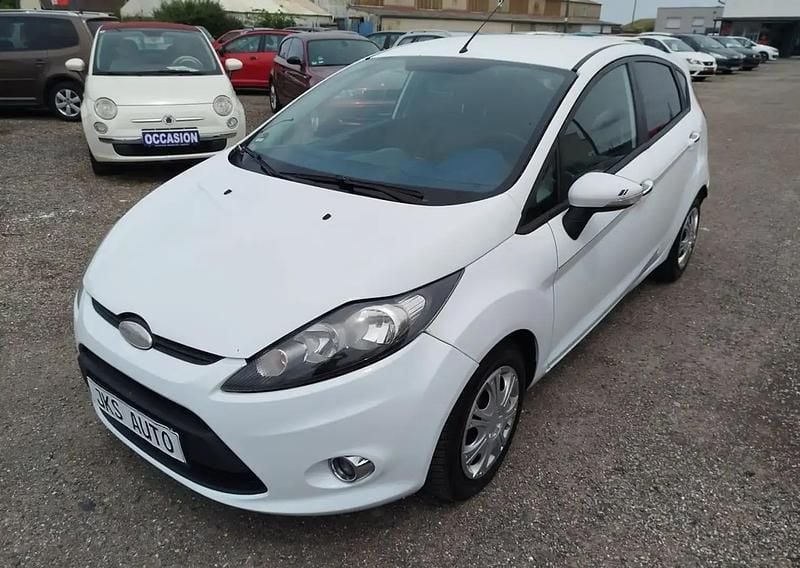 Occasion Ford Fiesta 91 ch (66 kW) 2009 Blanc Berline