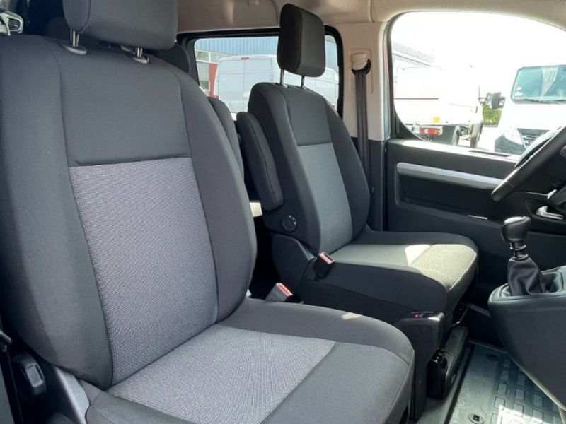 Occasion Fiat Scudo Lounge 180 ch (132 kW) 2022 Gris Van