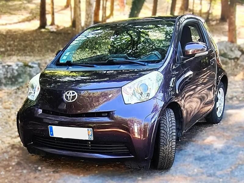 Mauve Utilisé 2009 Toyota iQ Citadine | 6 500 € - Image 1/4
