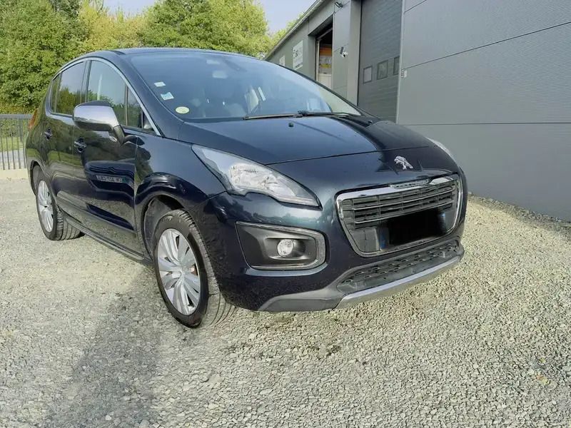 Bleu Utilisé 2015 Peugeot 3008 Allure Monospace | 10 990 € (Prix assez cher) - Image 1/4