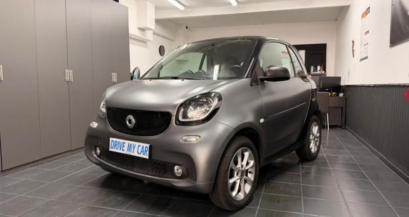 Gris Utilisé 2019 Smart ForTwo Coupé Coupé | 14 990 € (Prix assez cher) - Image 1/4