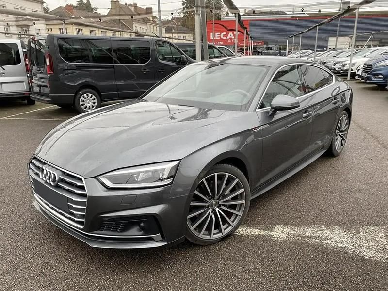Gris Utilisé 2017 Audi A5 Sportback S-Line Coupé | 31 990 € (Prix juste) - Image 1/4