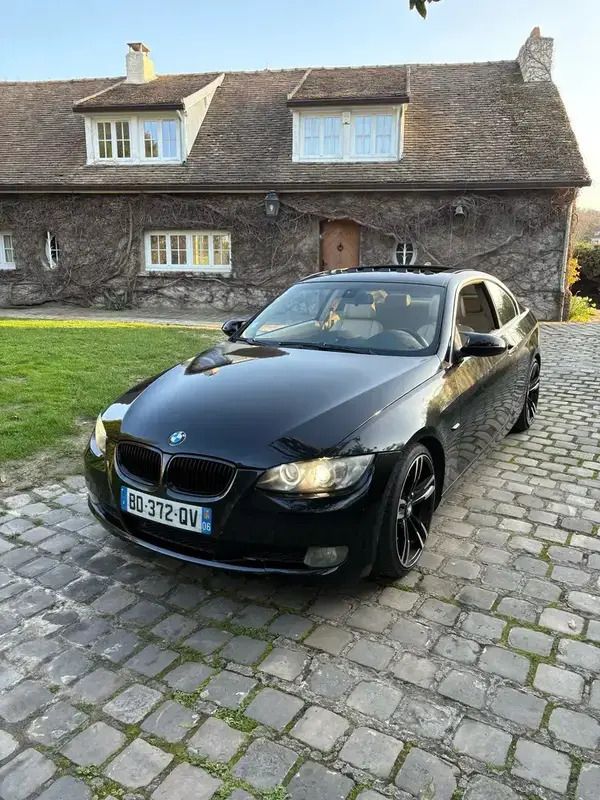 Utilisé 2007 BMW 335 Sport Line Coupé | 13 000 € - Image 1/4