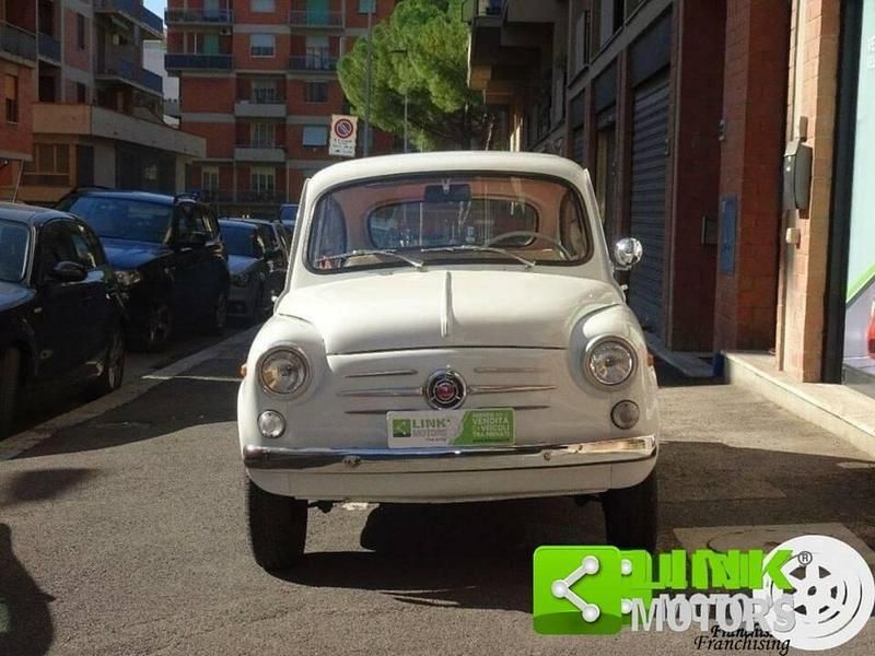 Blanc Utilisé 1963 Fiat 600D Berline | 7 500 € - Image 1/4