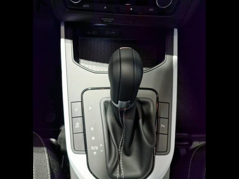 Image 2/4