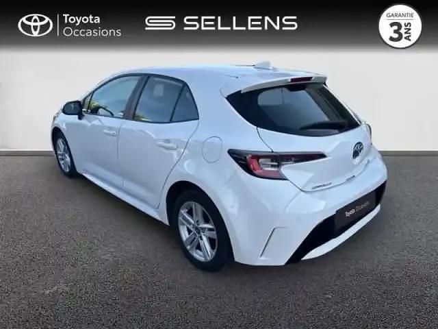 Blanc pur Occasion 2022 Toyota Corolla Business Edition Berline | 17 880 € (Prix juste) - Image 1/3