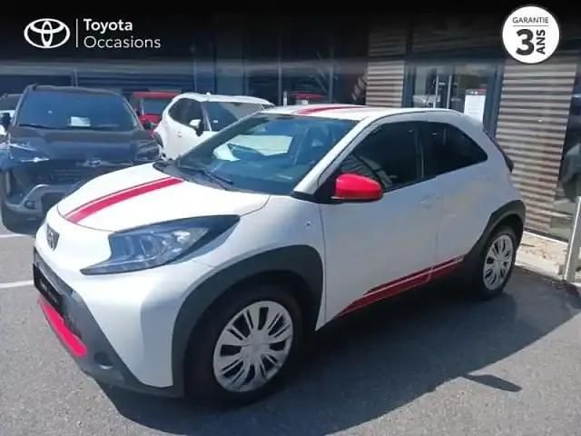 Blanc Utilisé 2022 Toyota Aygo X SUV | 15 490 € - Image 1/4