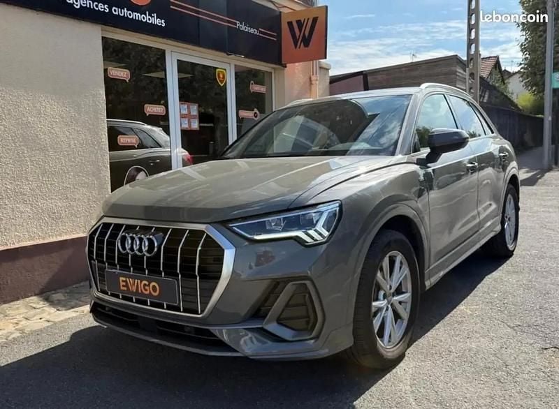 Gris Utilisé 2020 Audi Q3 S-Line SUV | 32 990 € (Prix assez cher) - Image 1/4