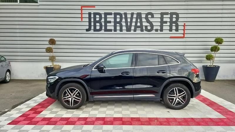 Noir Occasion 2022 Mercedes E250 Progressive SUV | 33 499 € (Prix juste) - Image 1/4