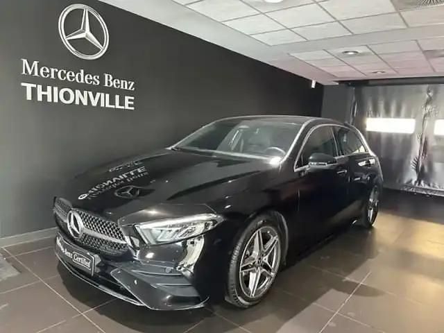 Noir Occasion 2024 Mercedes A200 AMG line Berline | 35 990 € (Prix juste) - Image 1/4