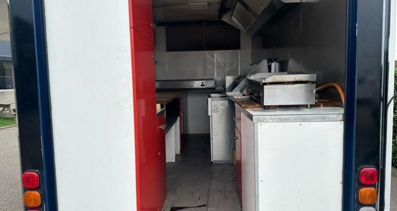 Image 3/4