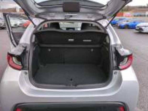 Image 2/4
