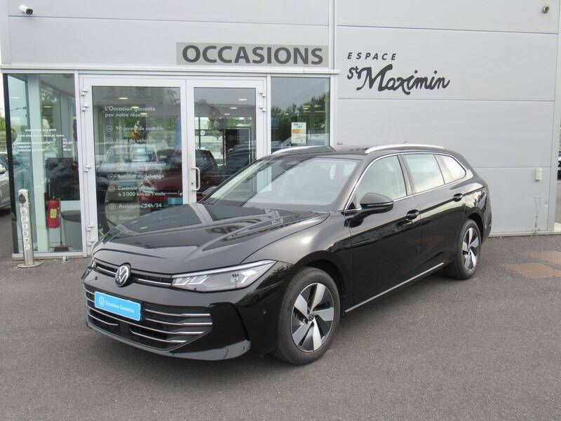Noir Utilisé 2024 VW Passat Coupé | 36 990 € (Prix cher) - Image 1/3
