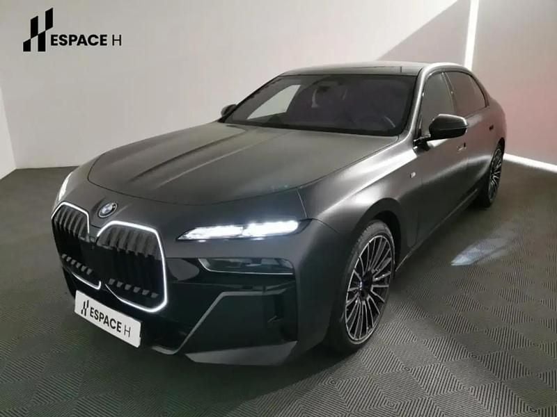 Gris Utilisé 2025 BMW i7 M Sport Berline | 148 980 € (Prix cher) - Image 1/4