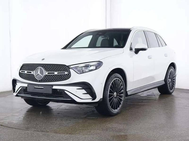 Blanc Occasion 2024 Mercedes GLC300e AMG SUV | 63 990 € (Prix juste) - Image 1/4