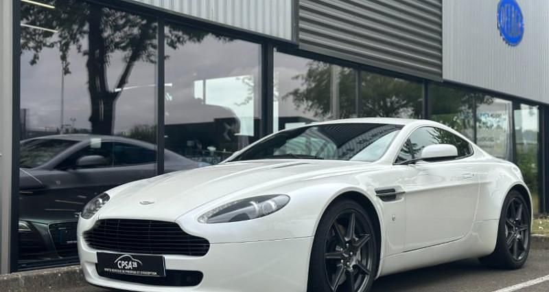 Blanc Utilisé 2007 Aston Martin V8 Vantage Coupé | 62 990 € (Prix cher) - Image 1/4