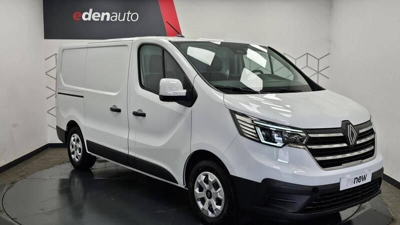 Blanc Nouvelle 2025 Renault Trafic Van | 34 500 € (Prix juste) - Image 1/3