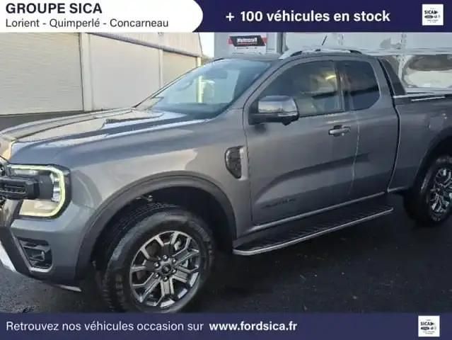 Gris carbone métallisée Occasion 2023 Ford Ranger Wildtrack Pick-up | 38 990 € (Bon prix) - Image 1/4