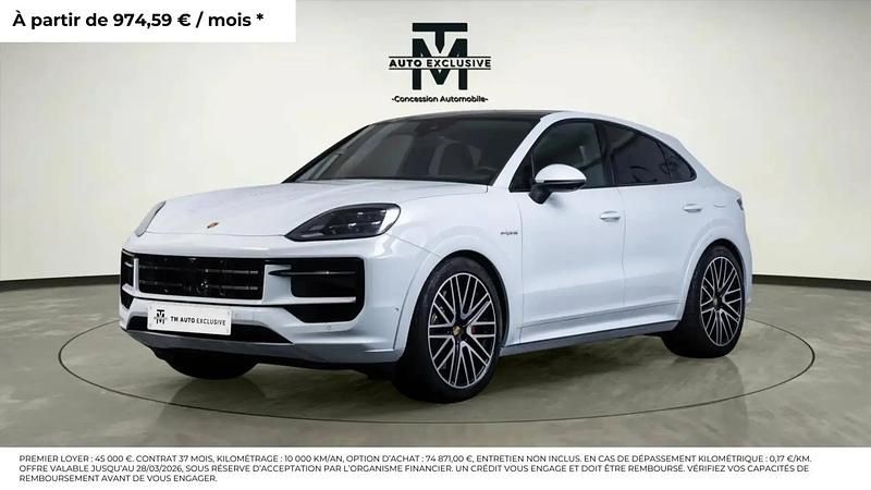 Blanc Occasion 2024 Porsche Cayenne Coupe Coupé | 126 900 € (Prix cher) - Image 1/4