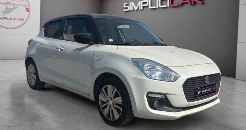 Blanc Utilisé 2018 Suzuki Swift Citadine | 7 990 € (Prix juste) - Image 1/4