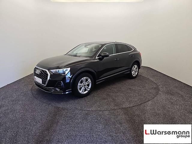 Noir mythe métallisé Utilisé 2022 Audi Q3 Sportback Design SUV | 28 900 € - Image 1/4