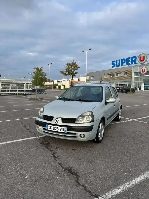 Utilisé 2003 Renault Clio II Authentique Berline | 1 490 € (Prix juste) - Image 1/4