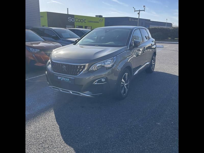 Gris Utilisé 2019 Peugeot 3008 S SUV | 15 990 € (Bon prix) - Image 1/4