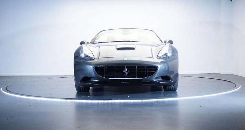 Utilisé 2011 Ferrari California Coupé | 94 900 € (Prix cher) - Image 1/4
