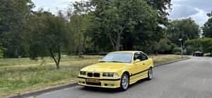 Jaune Utilisé 1996 BMW M3 Sport Line Coupé | 47 450 € - Image 1/4