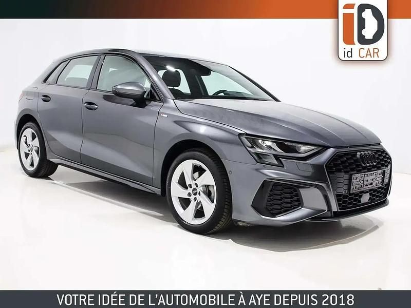 Gris Utilisé 2023 Audi A3 Sportback S-Line Berline | 27 990 € (Prix juste) - Image 1/4